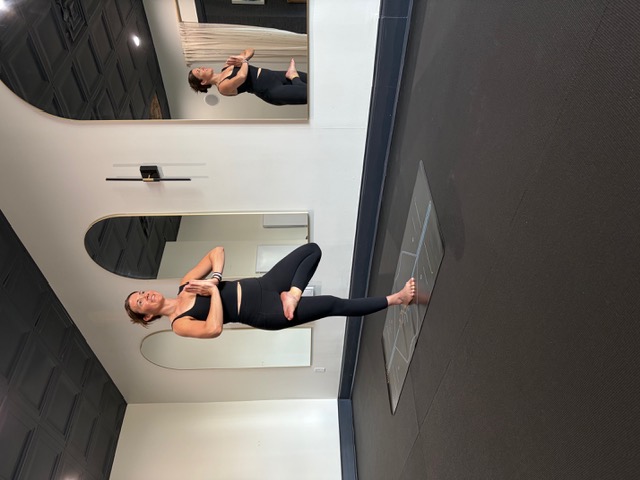 8b - Tree Pose (Left)